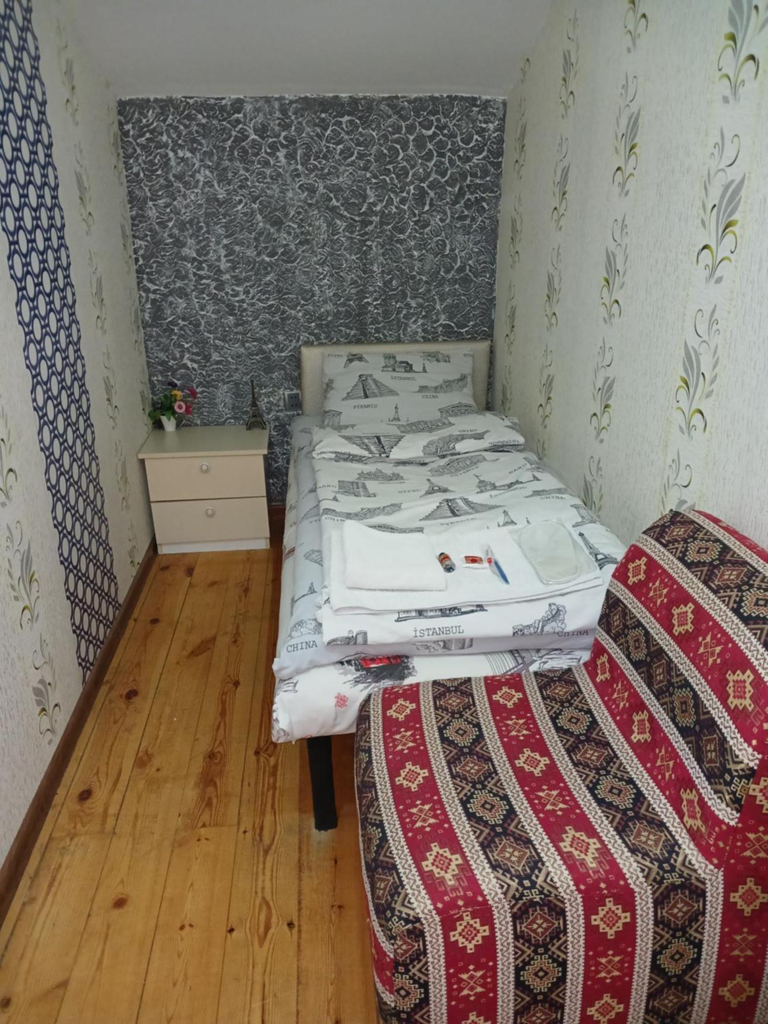 Cth-Baku-Hostel ภายนอก รูปภาพ